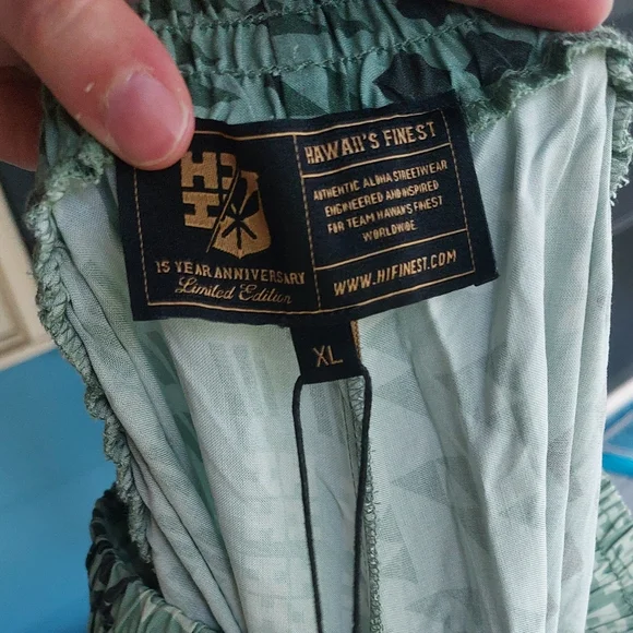 Patterned Green Pants - Picture 4 of 4